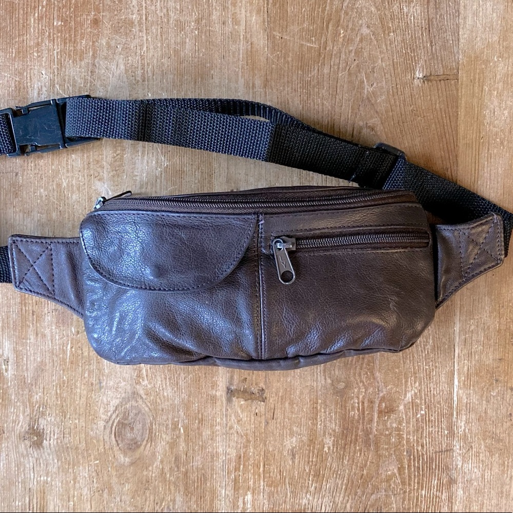 Vintage Mundi Leather Fanny Pack